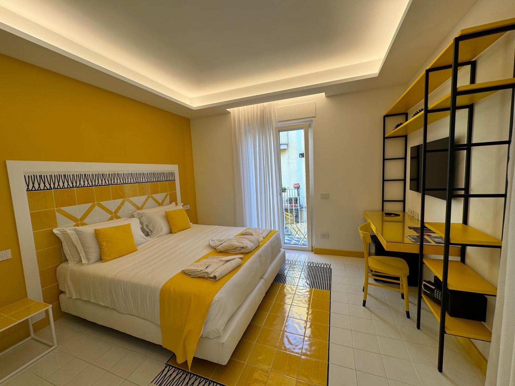 Bed and Breakfast Casa Di Napoli - Sorrento Esterno foto