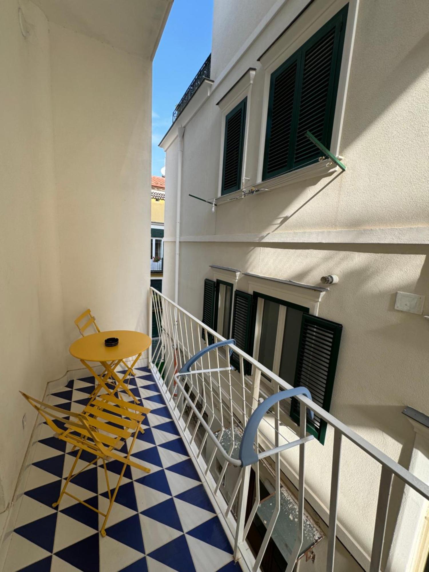 Bed and Breakfast Casa Di Napoli - Sorrento Esterno foto